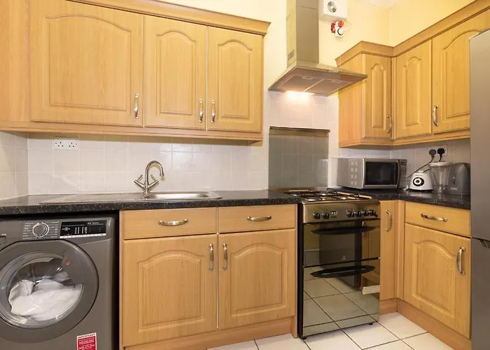 Barking Road Comfy House